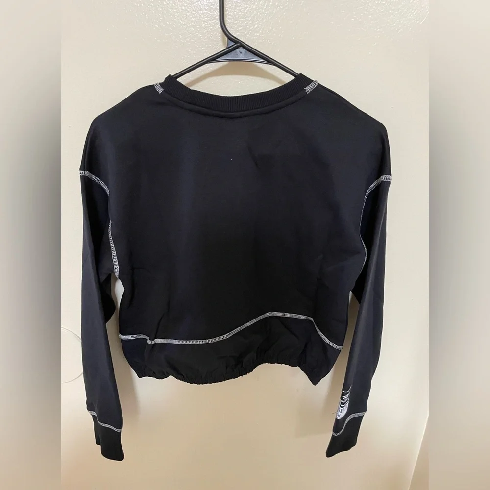 ✨NWT Girls Umbro Soccer Long Sleeve Shirt Size M